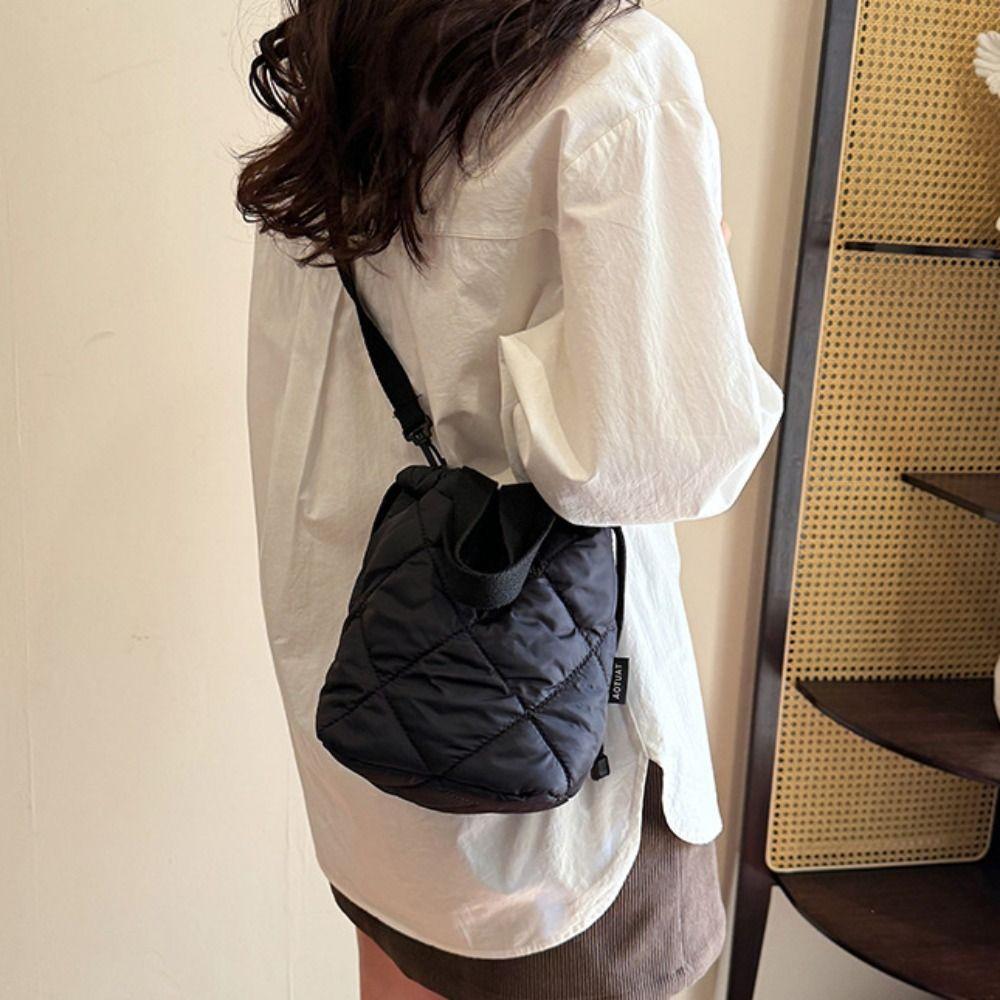 Solid Color Nylon Shoulder Bag Elegant Down Crossbody Bag Simple Drawstring Bucket Bag  Female