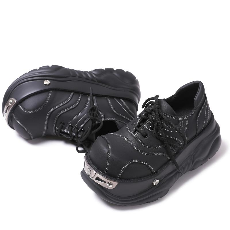 Sapatos de Plataforma de Couro Femininos Metal Punk Cabeça Grande Muffin Sapatos Femininos Alta Qualidade Senso de Design Sapatos Únicos de Solado Grosso Zapatos