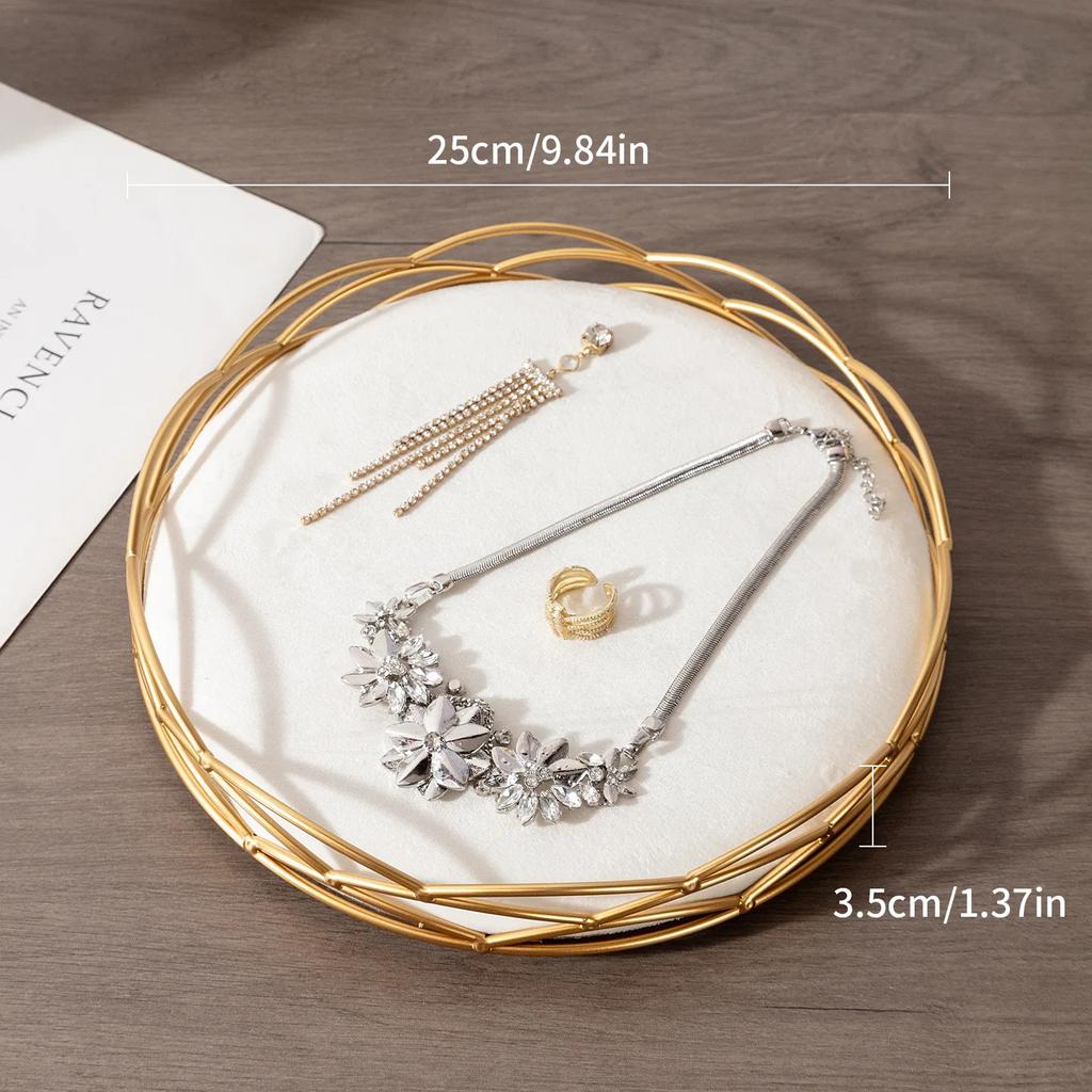 1Pc Crown Shaped Jewelry Holder with Metal Base Ideal for Vanity Countertop Boutique Showcase Jewelry Necklace Display Holder