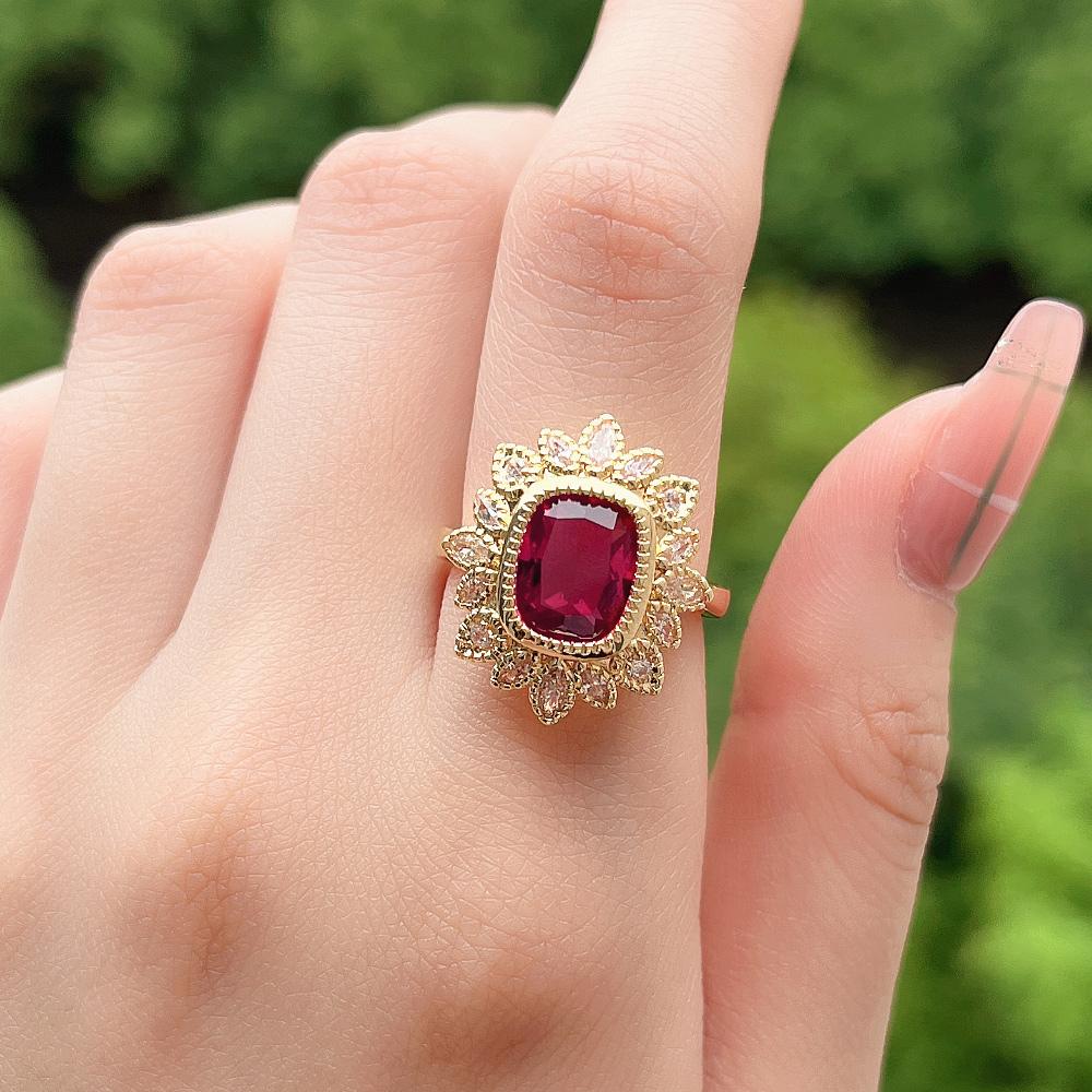 Huitan Gorgeous Geometric Deep Red Cubic Zirconia Finger Ring for Lady Temperament Elegant Women Accessories Vintage Jewelry New