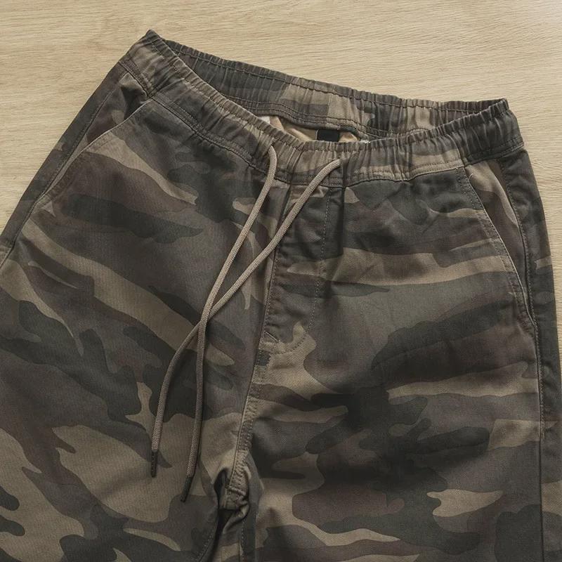 Shawn Yue Men's Loose Straight Camo Cotton Shorts - Elastic Waist, Casual Retro Design.