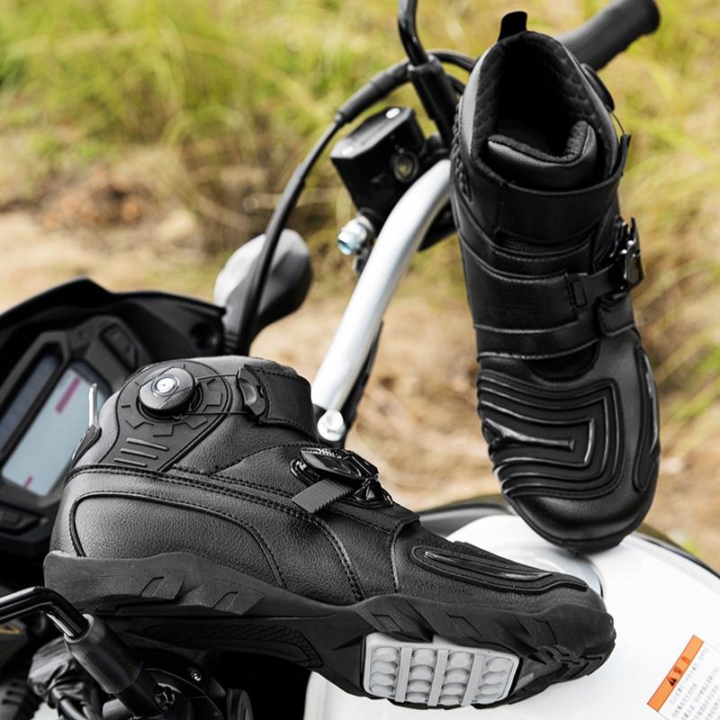 2021 Nuevas zapatillas de moto para hombres impermeables antideslizantes  botas de carreras de montaña resistentes al desgaste para mujeres botas de  moto portátiles y de tobillo comprar a buen precio — entrega
