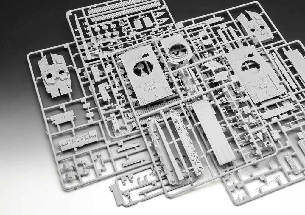 Revell 1/72 German Leopard II A7V Plastic Model Kit 03355 (Tank)