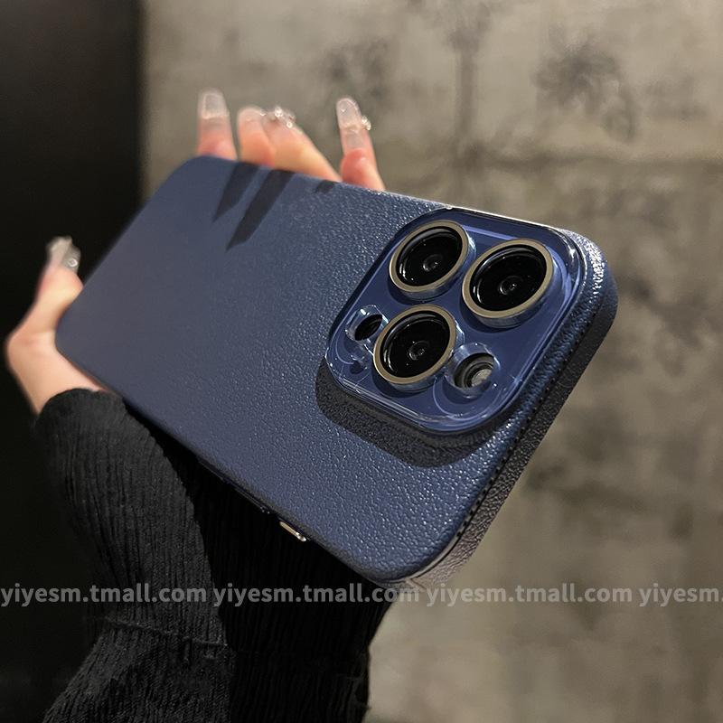 Applicable to iPhone15 lychee leather pattern mobile phone case Apple 14promax crystal lens 13 simple solid color protection