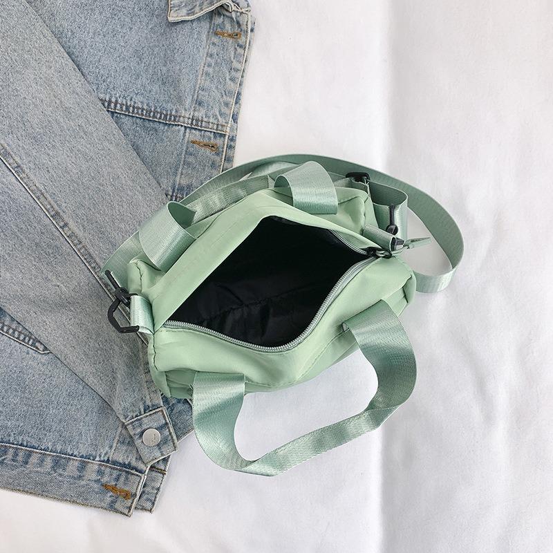 1pcs Fashion Large Capacity Nylon Shoulder Bag Multipurpose Lightweight Outdoor Travel Casual Daily Commuter Crossbody Bag