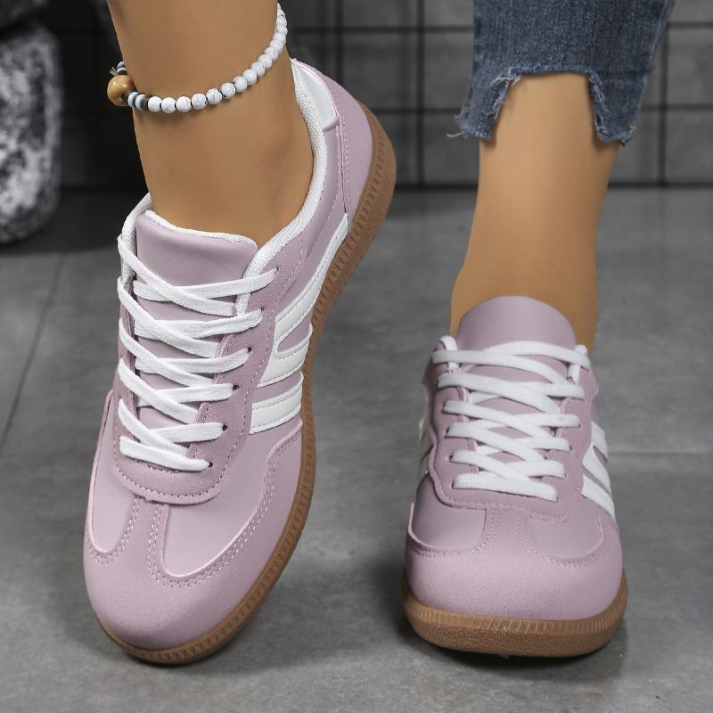 New Flat Lightweight Sports Shoes and Retro Lace-up Casual Shoes From De Xun Shoes for Women