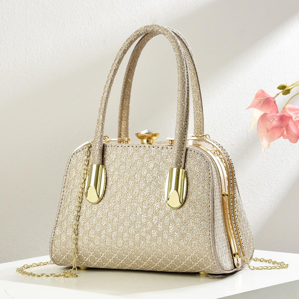 

Diamond Multi Clip Lightweight Luxury High Quality Soft Durable Fashion Exquisite Lightweight Commuter Outdoor Crossbody Bag Shoulder Bag срібний