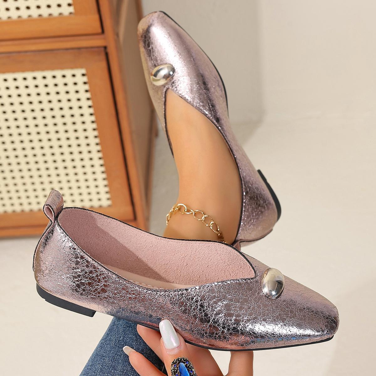 

French fashion versatile shallow mouth single shoes women s spring and autumn soft surface square head niche French flat heel grandma shoes foreign t 43