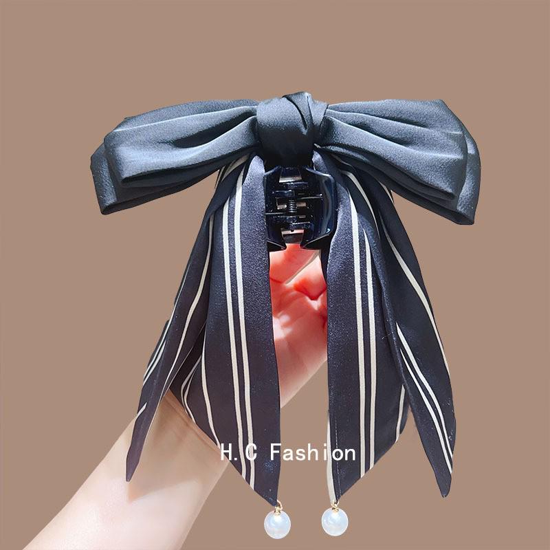 Polka Dot Bow Claw Clip: Elegant Women's Hair Accessory