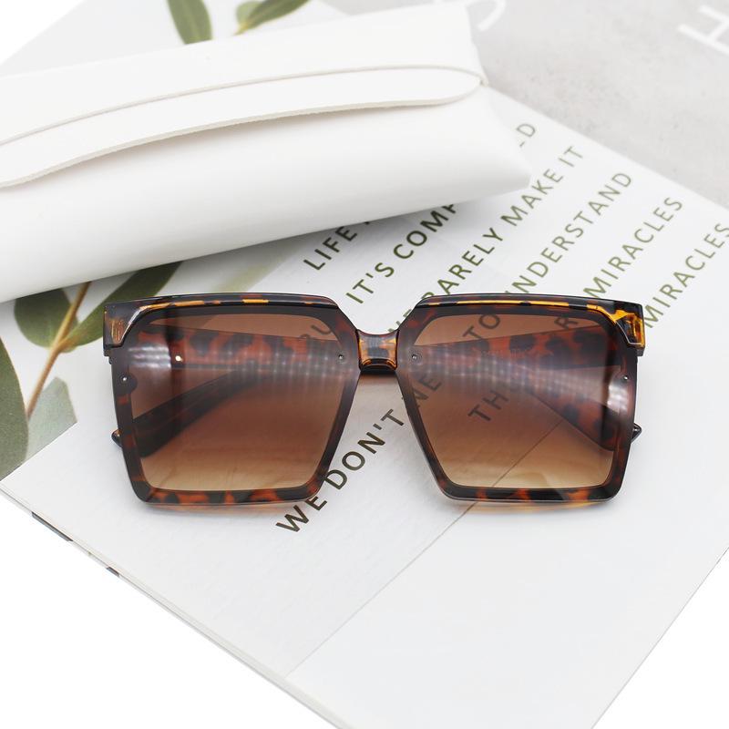 Korean Style Large Square Frame Retro Sunglasses for Women - Niche Design