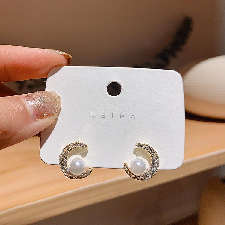 925 Silver Needle, Simple Pearl Crescent Earrings In Dongdaemun, Korea, Versatile Temperament, Diamond-set Moon Earrings