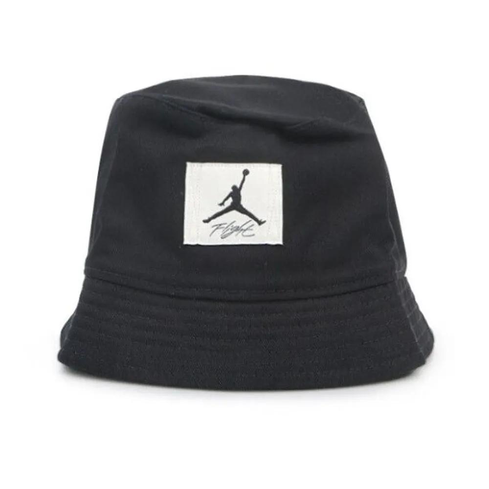 Кепка QQM FB1768-010 JAN FLIGHT BUCKET FREE