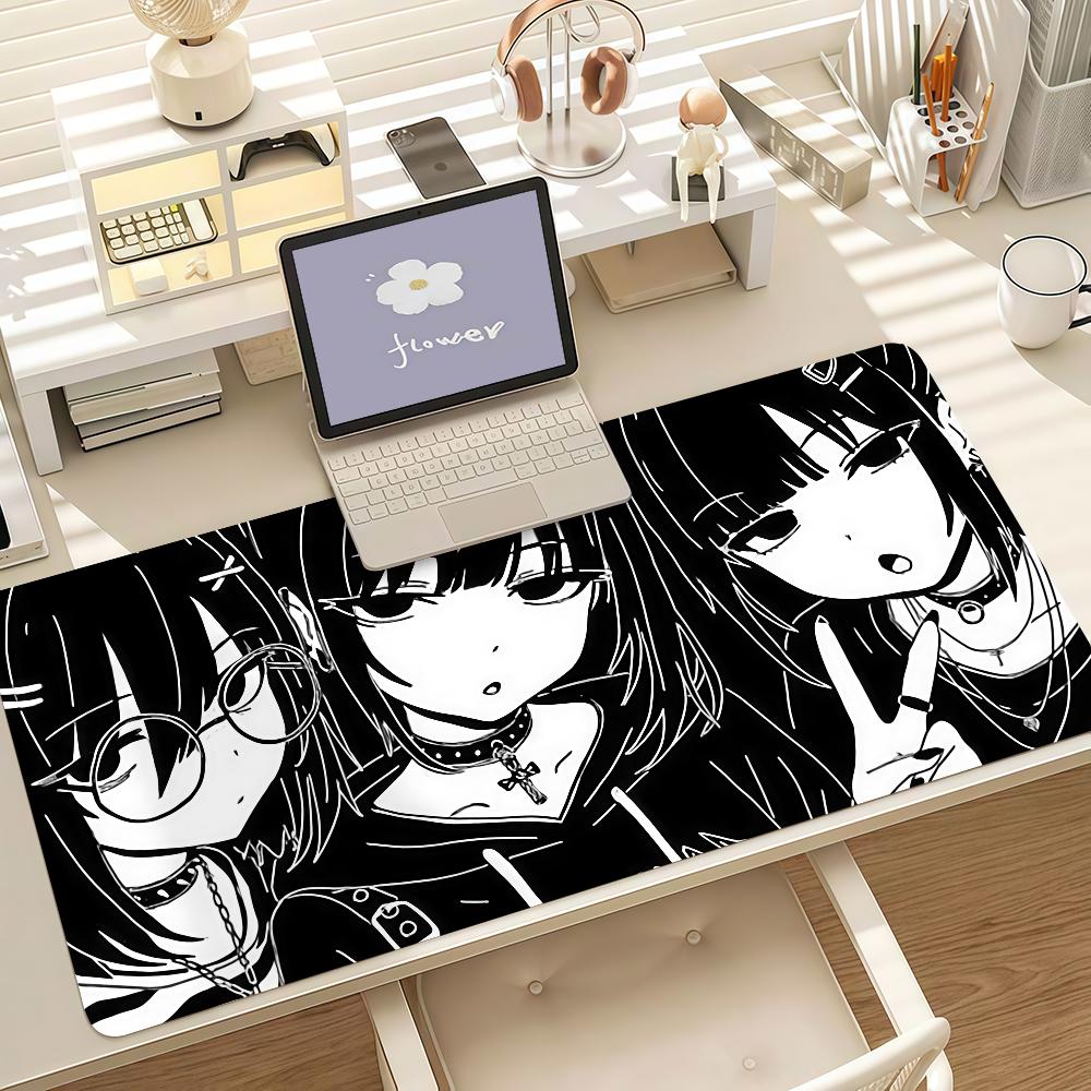 Japanese Anime Pixel Girl Mouse Pad Anti Slip Rubber Edge Locked Thickened Laptop Gaming Desk Mat