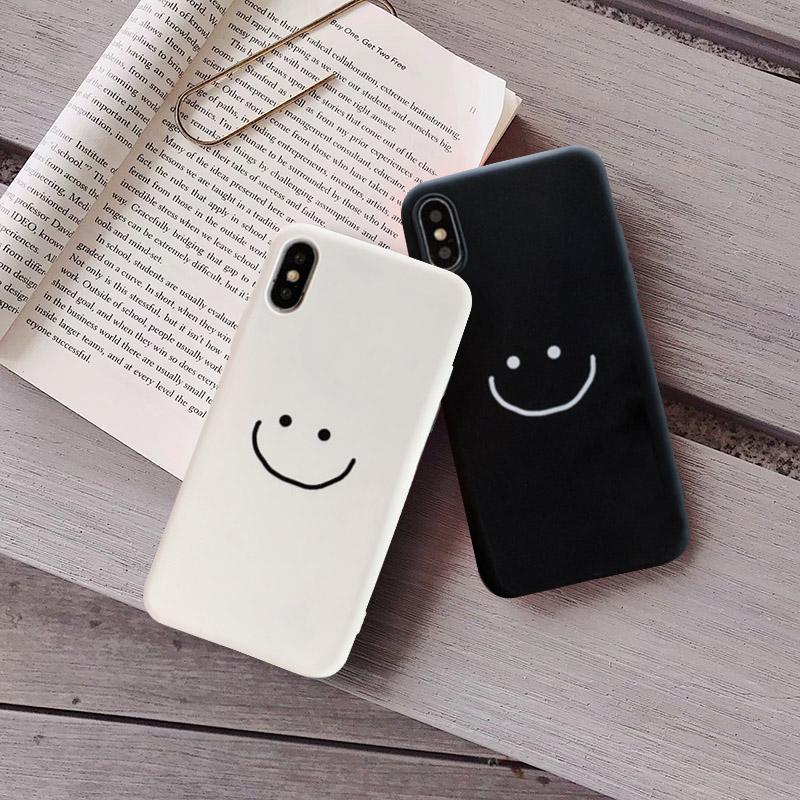 Fashion Simple Smile Face Couple Case For iPhone 17 16 15 Pro Max 13 7 11 12 14 Plus Mini Black White Soft Silicone Phone Cover