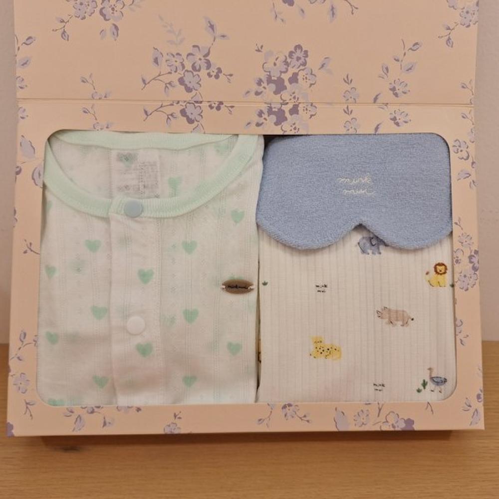 

Mink Mui Heart Triocel 7 Part Set Multi Juju Bodysuit Model 36370 054 06 36370 040 01 MN/24 months (90)