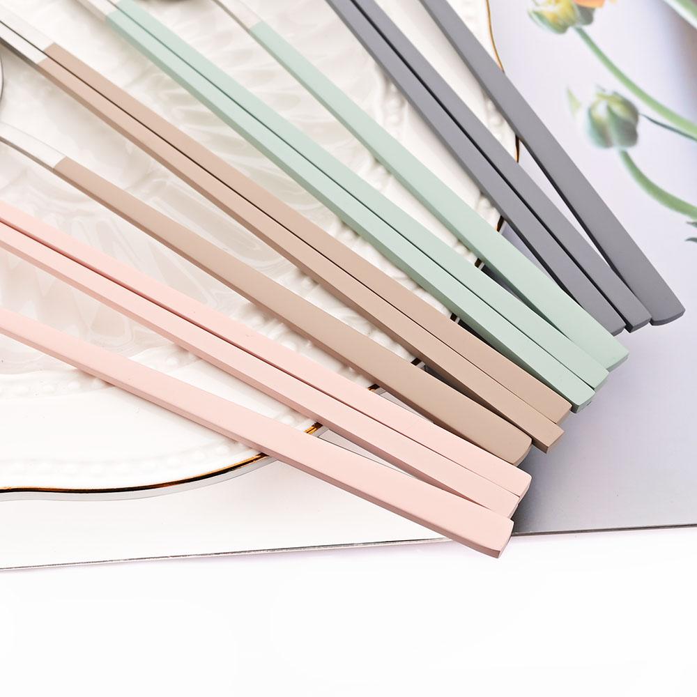 8Pcs Korean Dinnerware Set Silver High Quality Stainless Steel Flatware Set Matte Dinner Spoon Chopsticks Tableware Cutlery Set