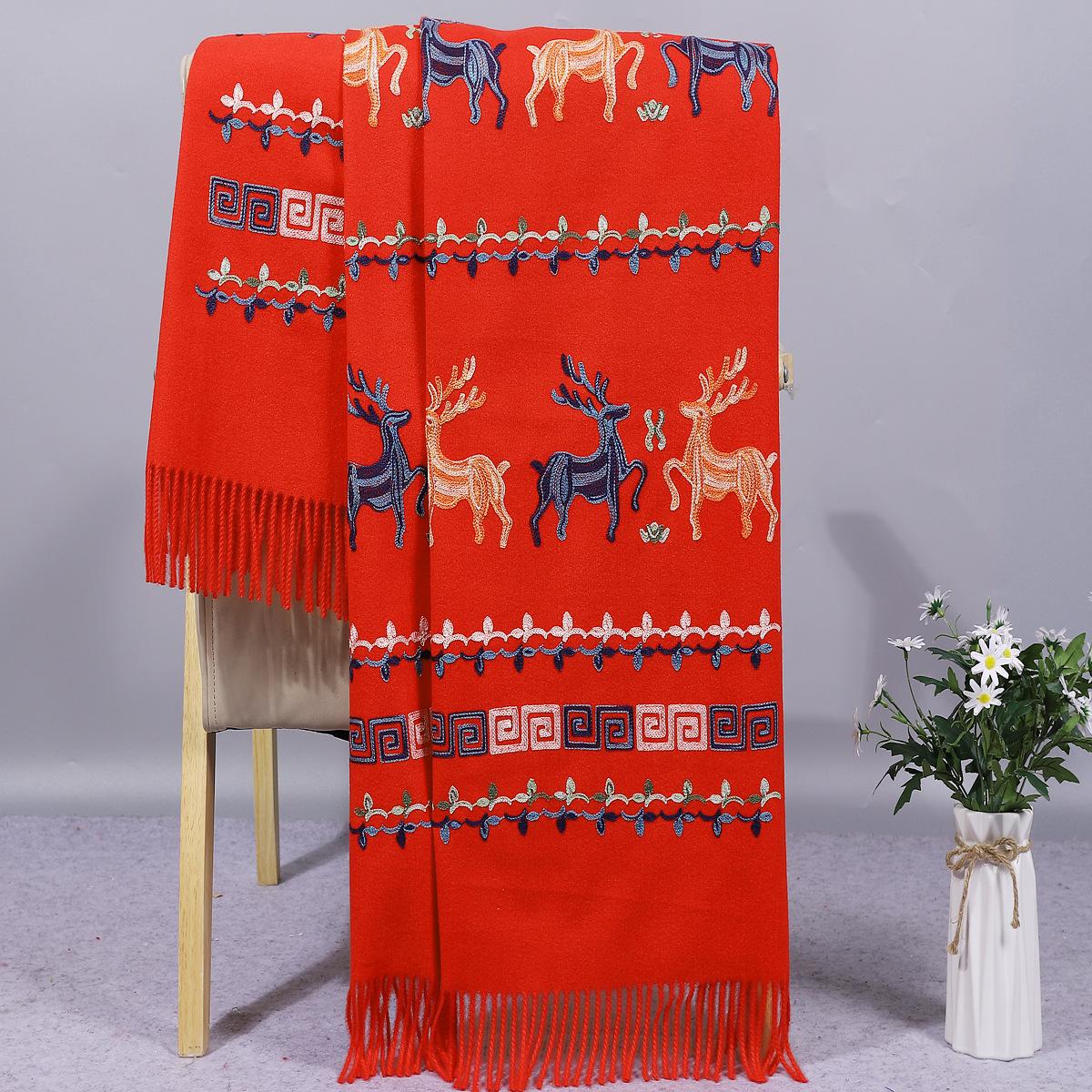 

Yunnan Qinghai Embroidered Shawl Dual-use Thickened Scarf with Plum Blossom Deer Pattern, Vintage Ethnic Style Women s Embroidered Neck Warmer for 70*200cm красный