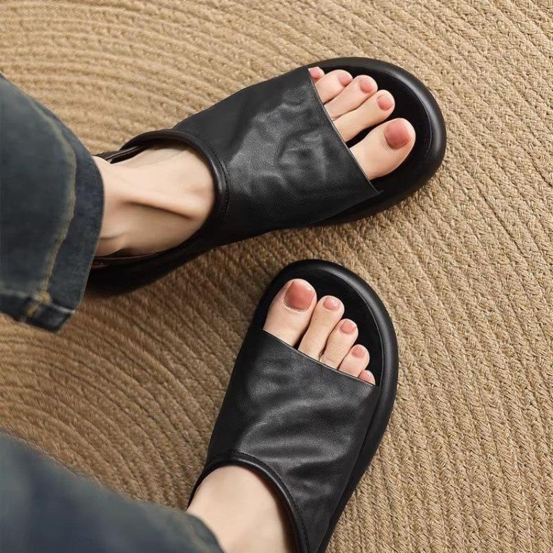Mode Dam Sommarsandaler med Platt Botten, Mjuka Sulor, Mångsidigt Mjukt Läder, Casual Supermjuka Sandaler, 2025 Ny Stil