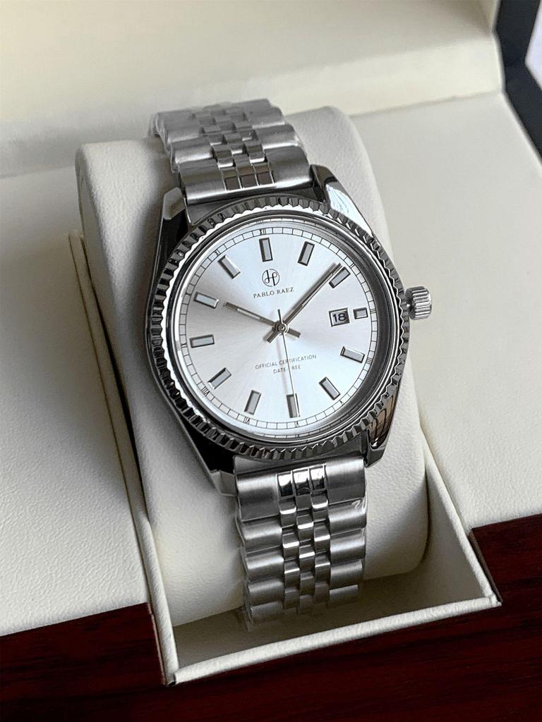 Men's Fashion Quartz Luminous Steel Wristwatch with Calendar - Waterproof