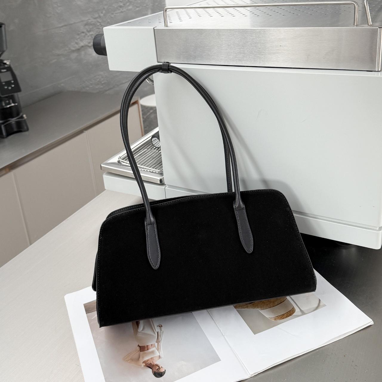 

Coffee Brown Cowhide Leather Quilted Handbag For Women 2025 And Korean Style Warm Bag High-end Texture Tote Bag 33x12x18 чёрный