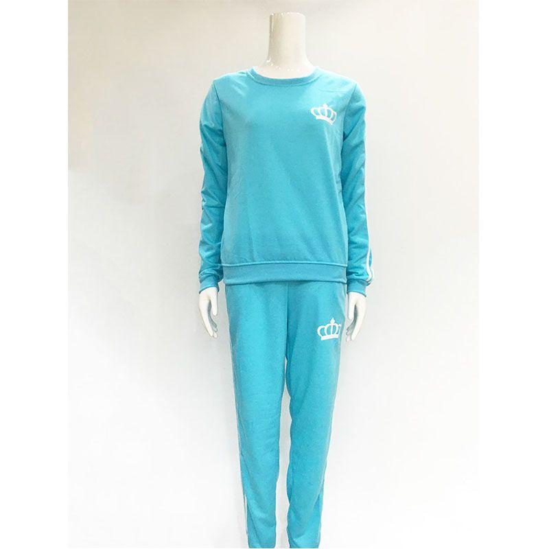 Luxurious Fashion Round Neck Sweater Pants Suit For Women With Timeless Appeal