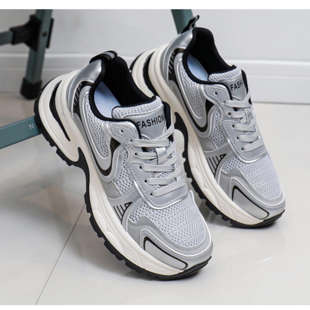 Nuevos zapatos deportivos y de ocio transpirables de malla para estudiantes