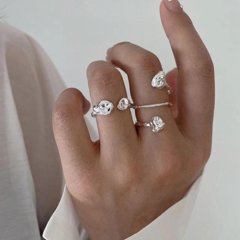 Versatile And Fashionable Copper Ring With Geometric Moon Surface Design Women For