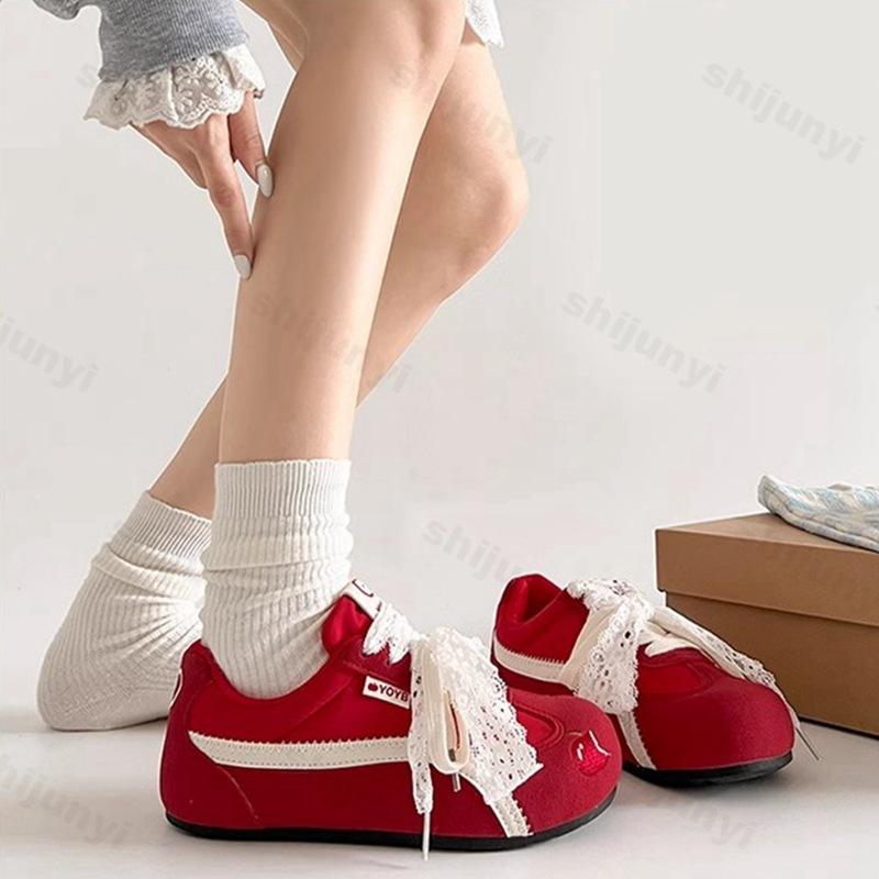 Women's Casual Shoes 2025 New Spring Autumn Lace Cross Tied Soft Sole Flats Lightweight Comfortable Non Slip Board Shoes