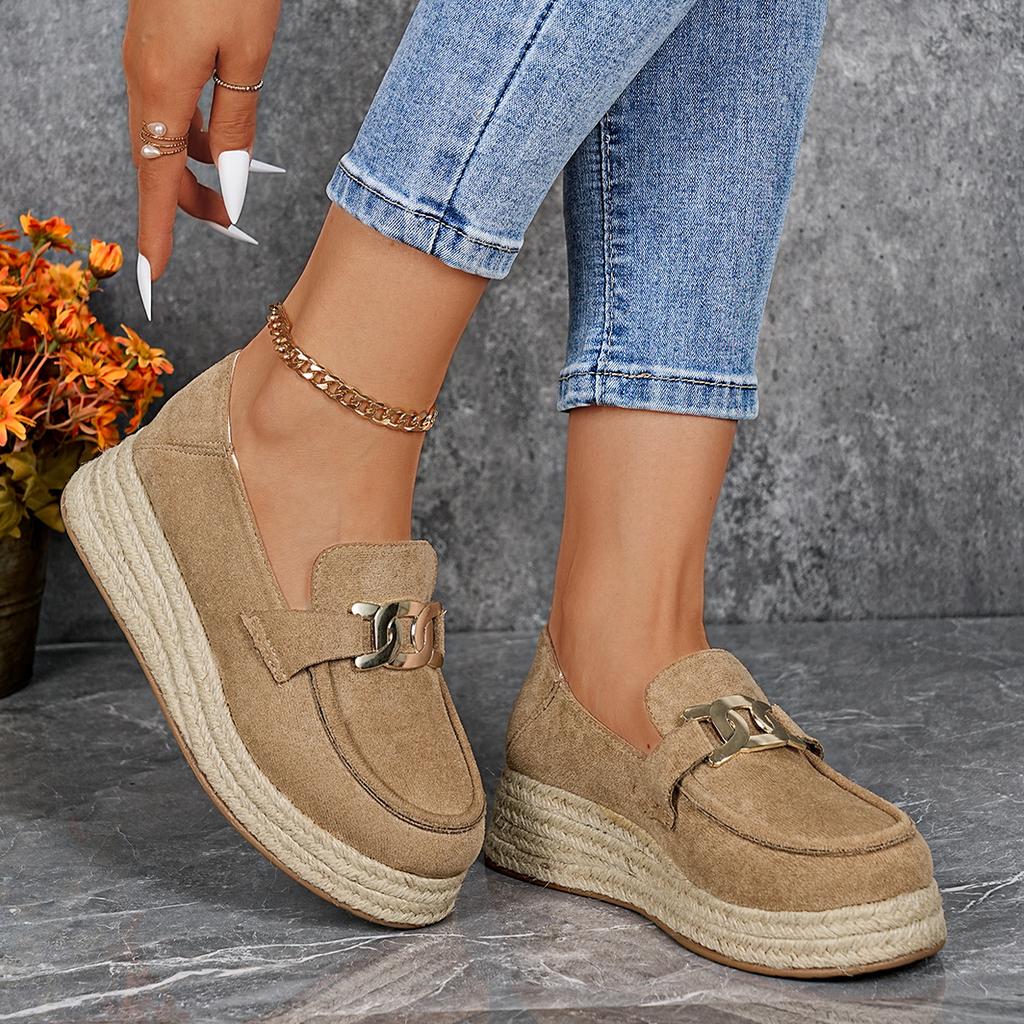 Fashion Women Sneakers Fashion Bohemia Loafers Shoes Women Autumn Comfort Slip on Designer Shoes Women Outdoor Luxury Solid Sneakers