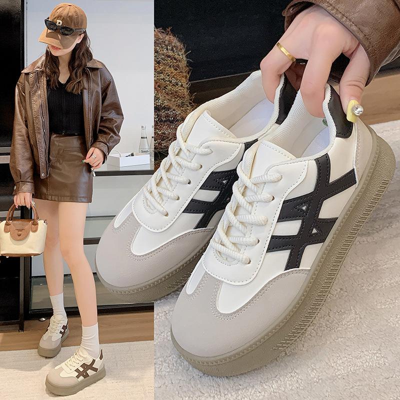 Lightweight German training shoes 2025 autumn and winter thick-soled heightening small white shoes board shoes versatile soft-soled non-slip casua