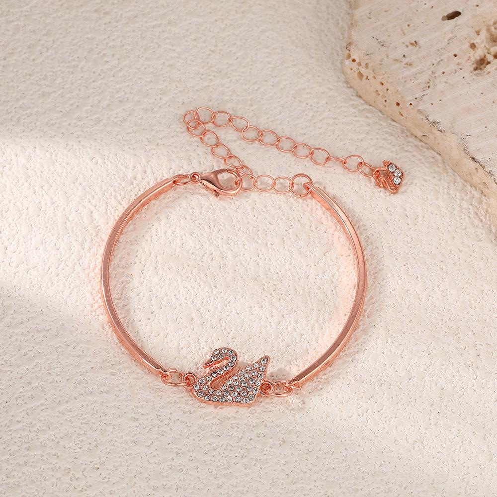 Swan Series Bracelet, Niche Design Bracelet for Women, High-end, Elegant, Simple Bracelet Jewelry