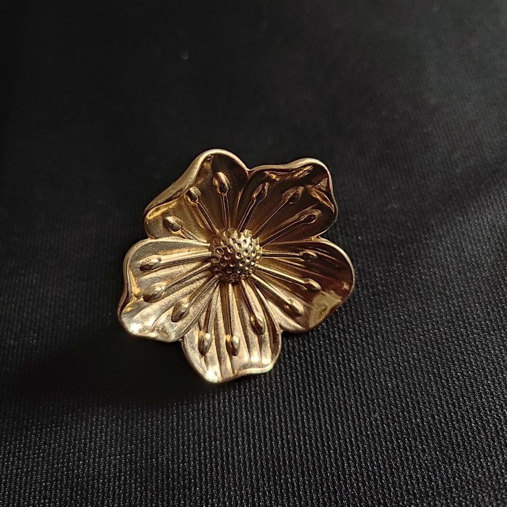 Brass Forging, Plum Blossom Shape, Creative Handle, Wardrobe Drawer, Small Handle, All Copper, Single Hole, Simple