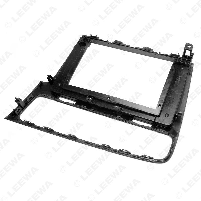 Volkswagen Golf 7 (2014-2017) 10.1" Android Navigation Kit, Brushed Silver/Gloss Black Frame Panel