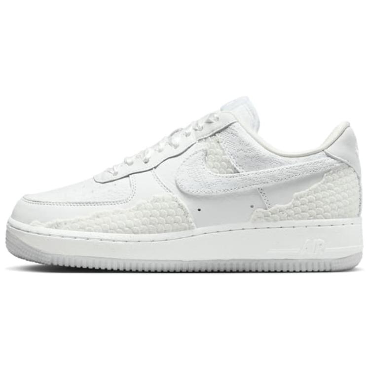 

Nike Air Force 1 Low Chinese New Year Women s Sneakers HV6011-111 36 белый