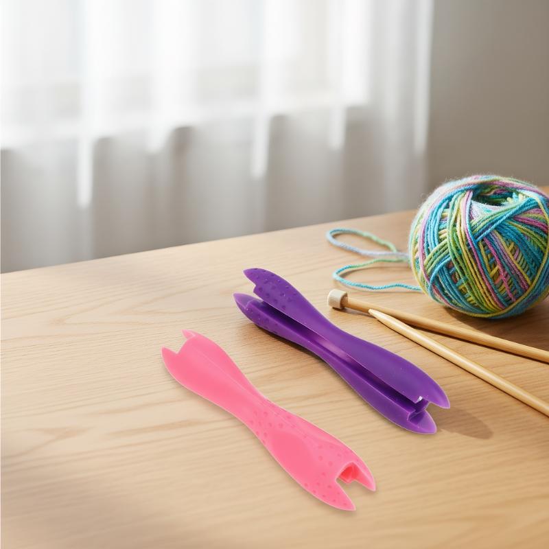 

Ergonomic Pen Grip Writing Aid Grip Pencil Holder Grip For Kids Adult Writing Enhances Grip Control Writing Tools For Beginners рожевий червоний колір