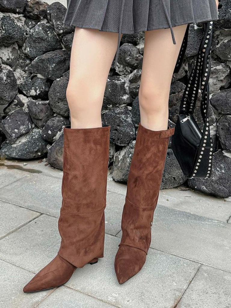 2025 Autumn and Winter New Spice Girl Pointed Thick Heel Knight Boots Trouser Boots Belt Buckle Boots Women's Boots Martin Boots