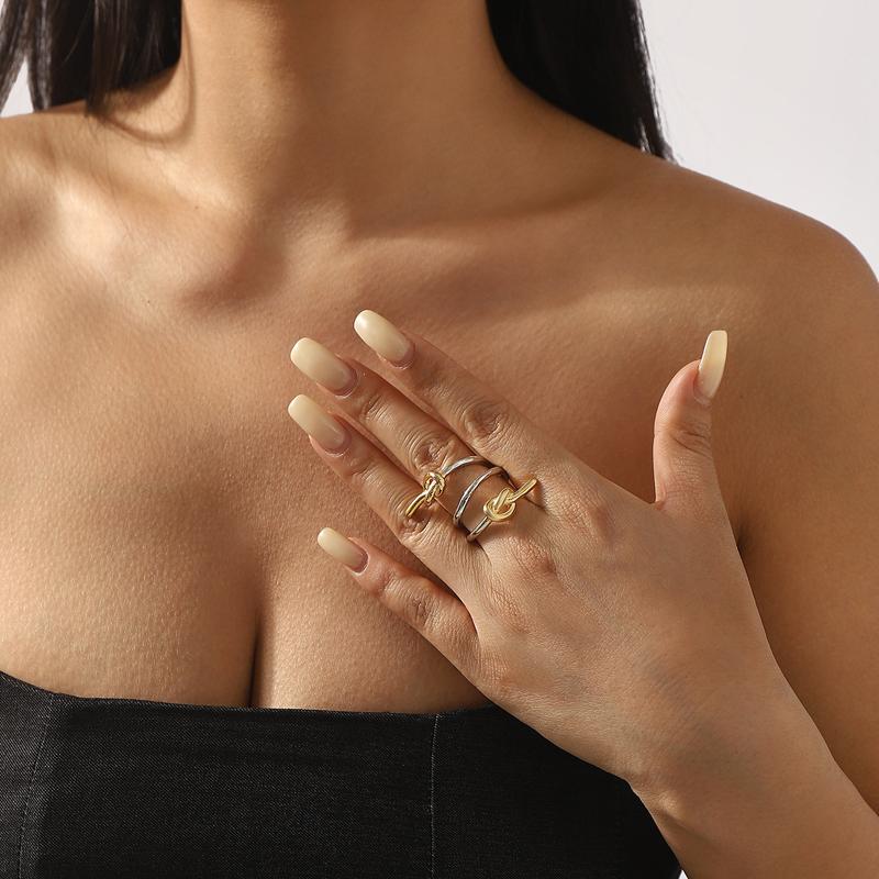 2025 New Creative Copper Twisted Open Rings for Women Personality Metal Bright Surface Plain Circle Trendy Ring Jewelry Gifts