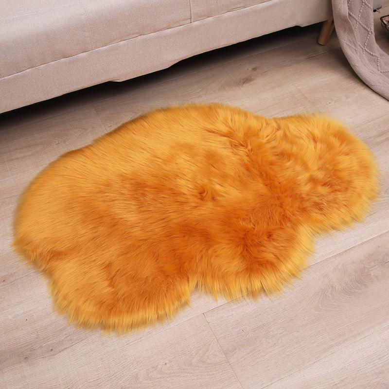 Cloud-Shaped Long Pile Rug for Bedroom or Living Room - Cute, Luxurious, and Machine Washable