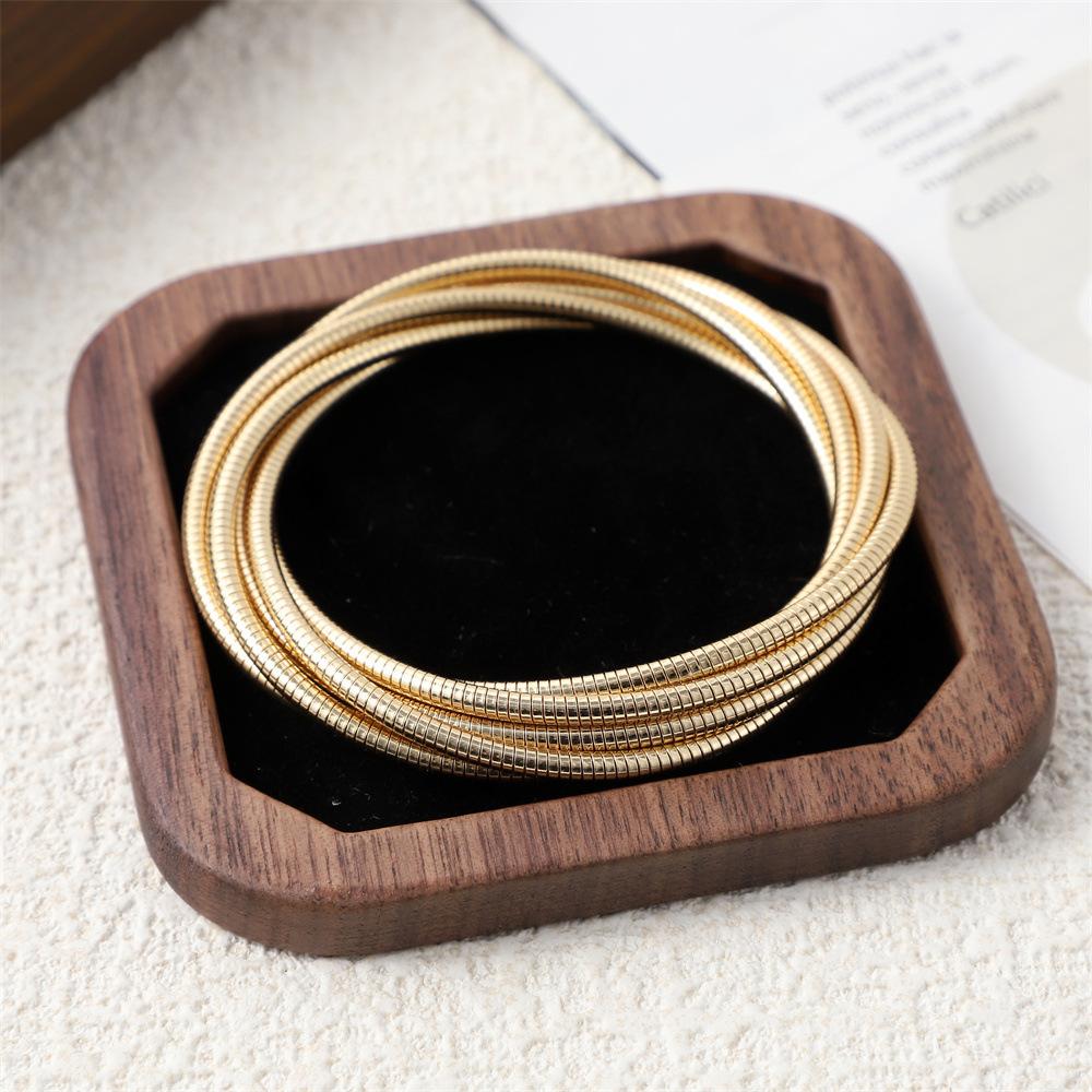 Braccialetto alla moda a vento Regolabile Molla Multi-strato Personalizzato Semplice Anello Elastico Braccialetto ad Anello Semplice