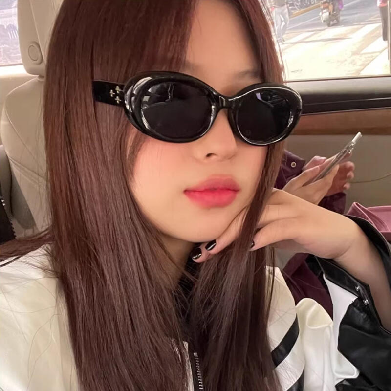 New York Women's Oval Asian Fit Sunglasses UV400