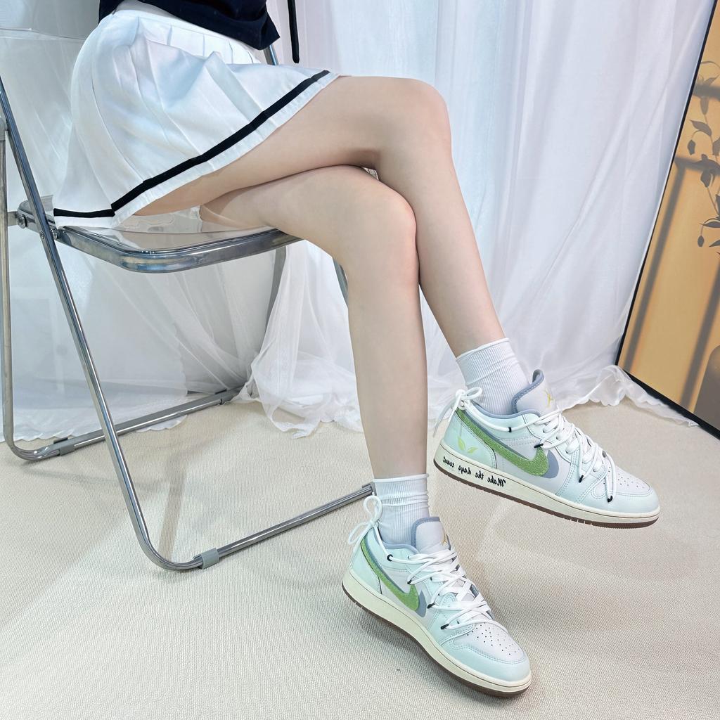 Jordan Air Jordan 1 Low SE Slip Resistant Abrasion Resistant Low top Vintage Basketball Shoes GS White Green FZ5046-041(Team44-)