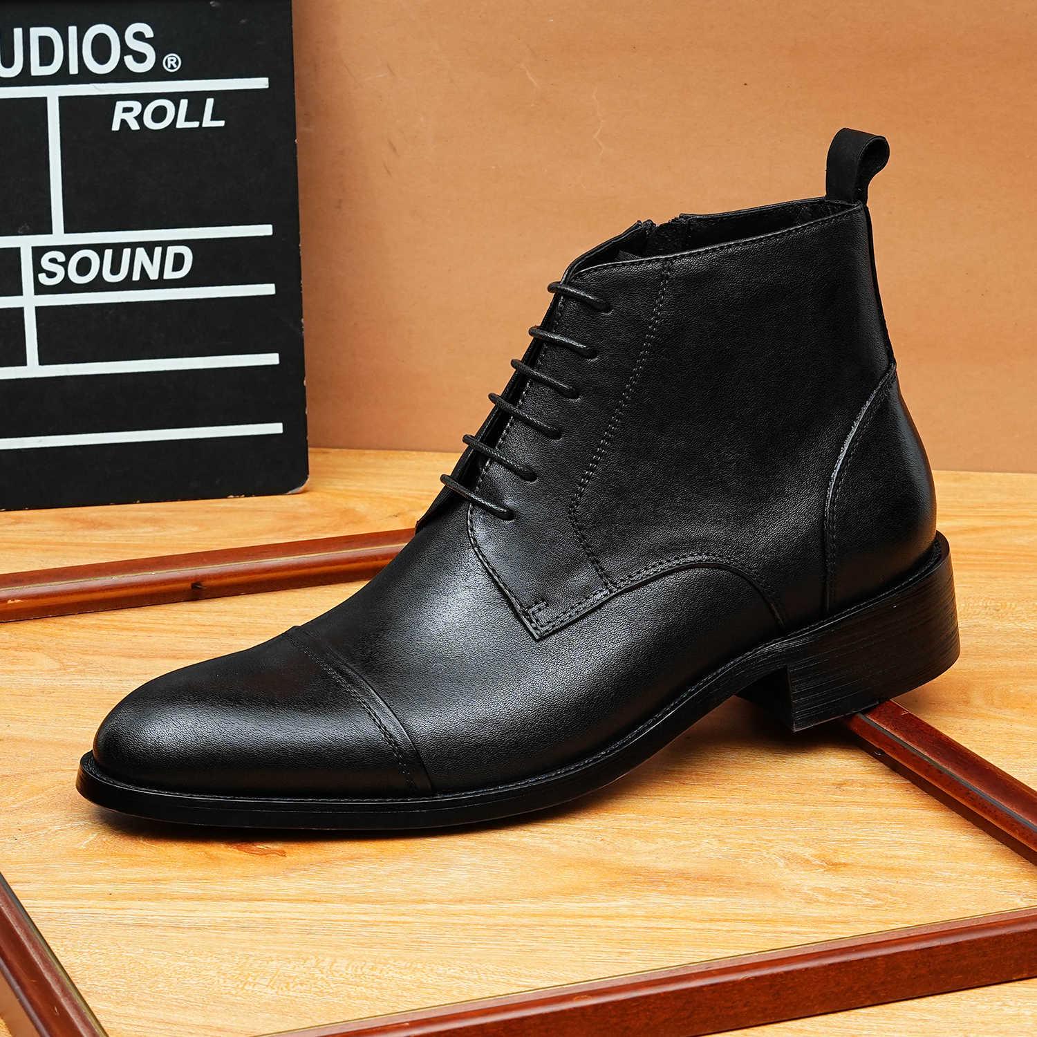 

Мужские кожаные ботинки Мартин на высоком голенище с острым носком и боковой молнией 39 чёрный