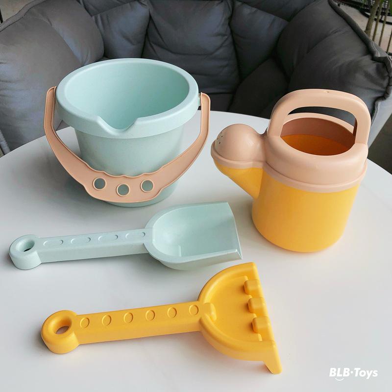 Children's Outdoor Beach Bucket & Sand Tool Set