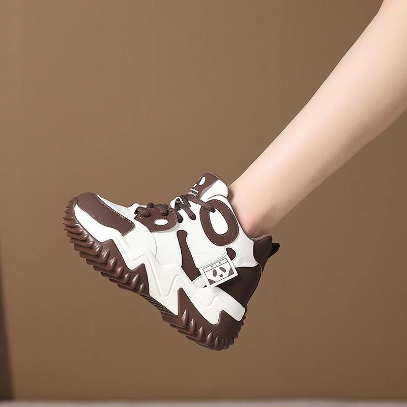 

Повседневные женские спортивные туфли с цветными блоками на толстой подошве 36 темно-коричневого