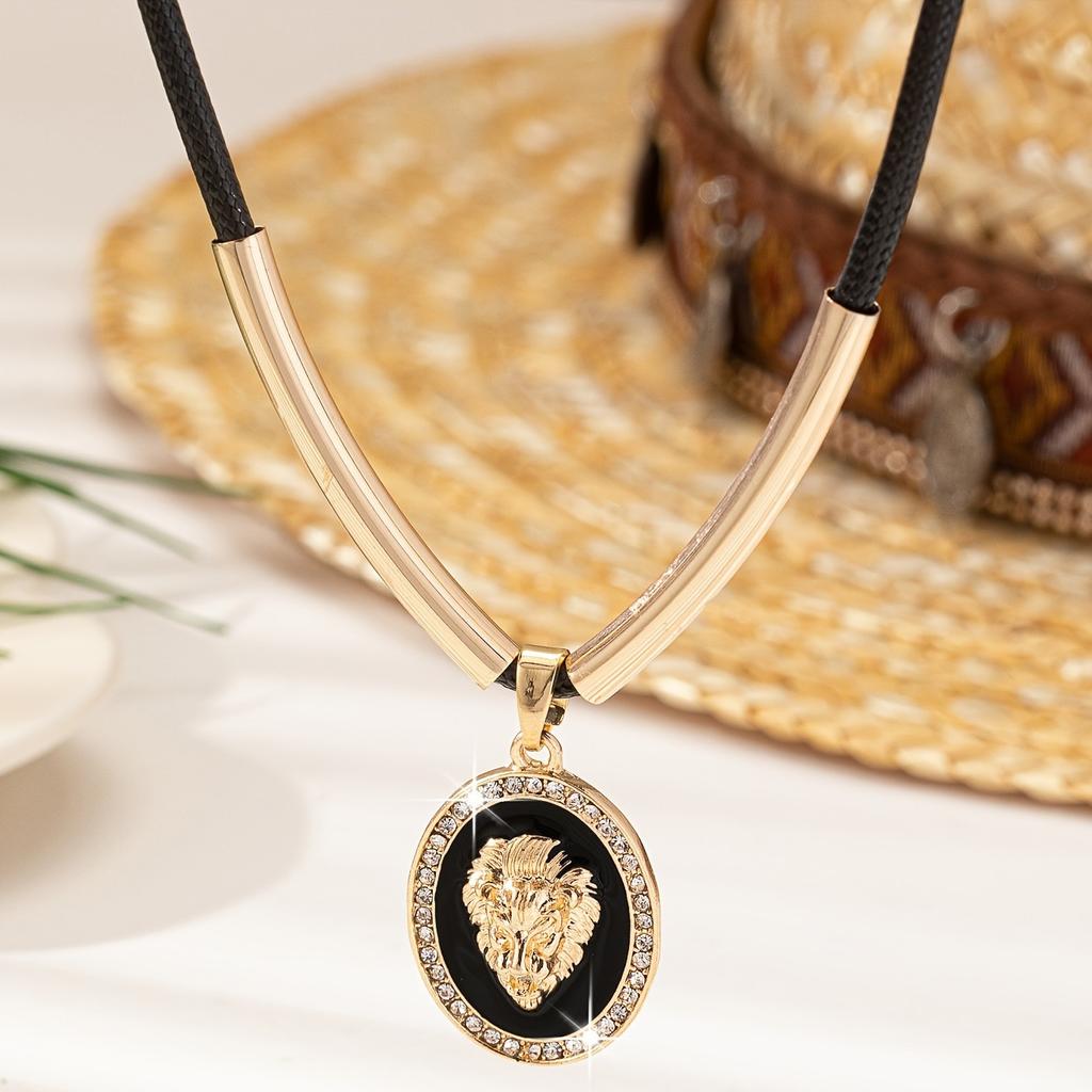 Popular, Relief Lion Head Necklace Niche Versatile Pendant Necklace