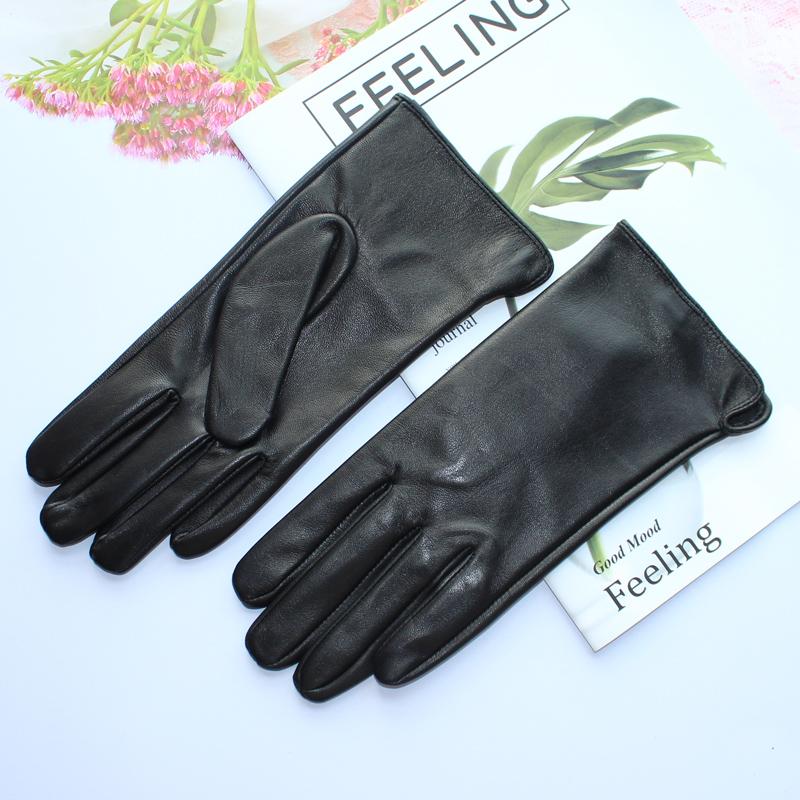 New Ladies Sheepskin Touch Screen Gloves Single Leather Thin Unlined Classic Solid Color Versatile Straight Driving Gloves