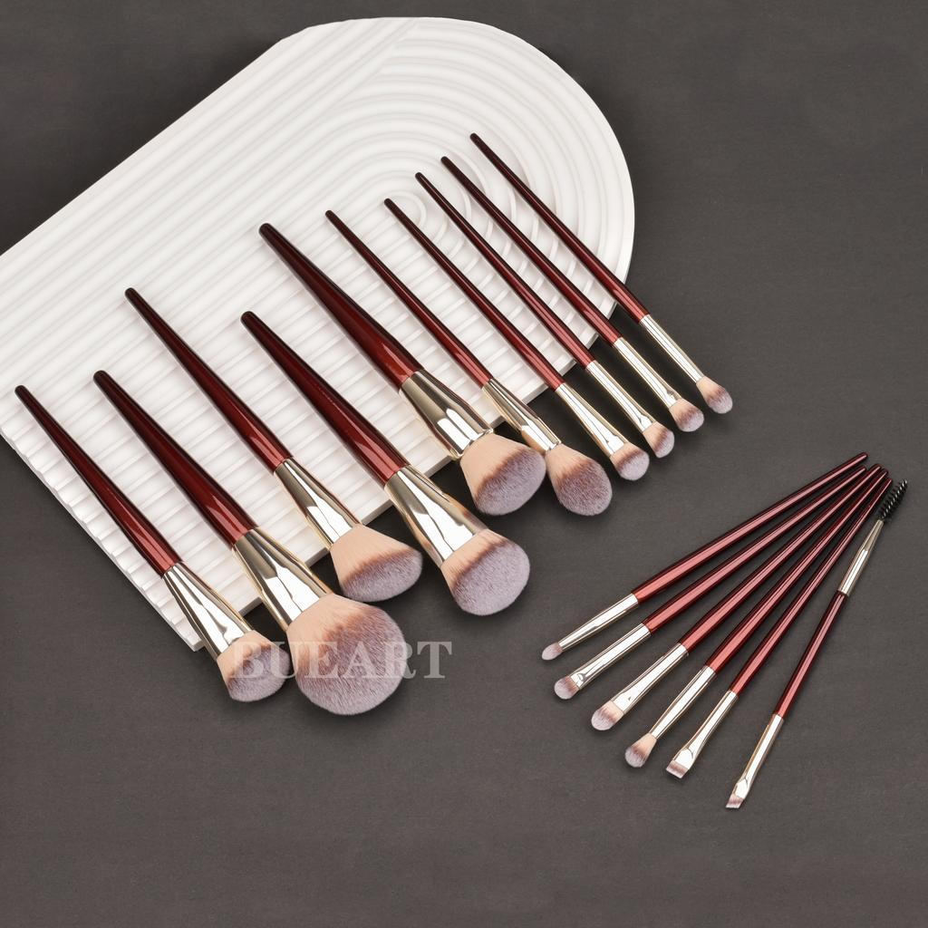 DailyQueen 30PCS High Quality GOAT Natural Hair PROFESSIONAL Pink White Black Makeup Brush Set Private Label Make Up Foundation