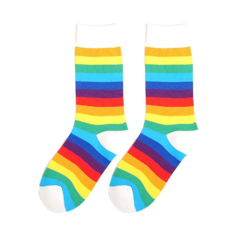 1 Paar Farben Regenbogen Gestreift Damen Socke Neuheit Elastizität Schweiß Damen Lange Socke Sportlich Meias Retro Harajuku Socken