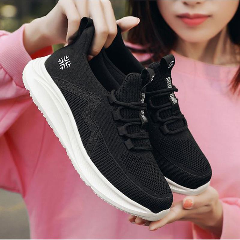 Spring Walking Shoes Female Ultra-light Soft Bottom Non-slip Comfortable Middle-aged Casual Fly Weaving Sports Women's Shoes