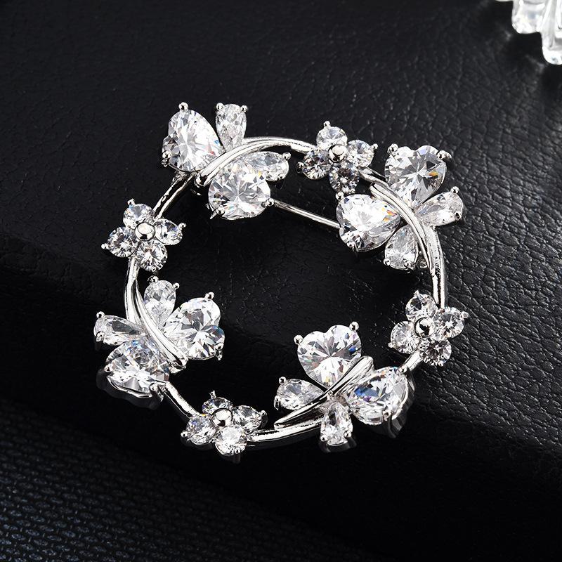 Elegant and versatile zircon butterfly brooch - high-end butterfly garland pin for women золотой